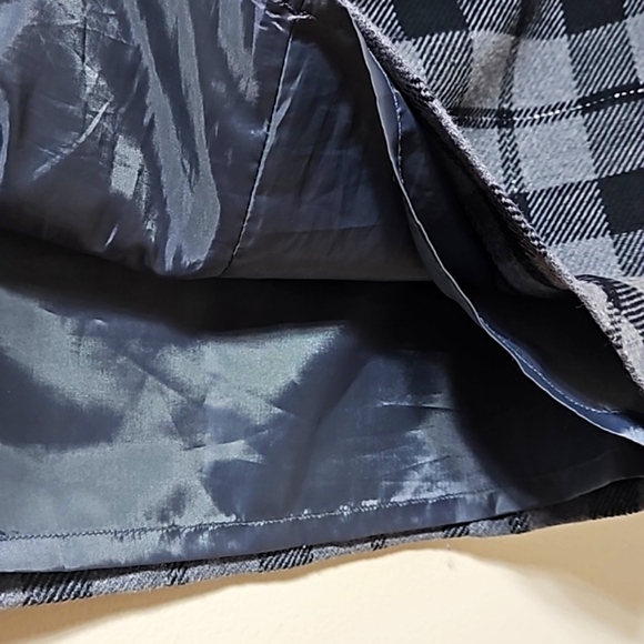 Gap Tartan Style Cotton Grey and Black Plaid Mini Skirt - Picture 8 of 11
